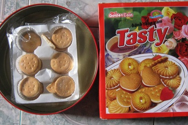 Giỏ quà Tết "đầu dê, thịt chó"