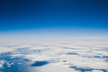 Phát hiện hóa chất có phản ứng cao hoàn toàn mới trong bầu khí quyển