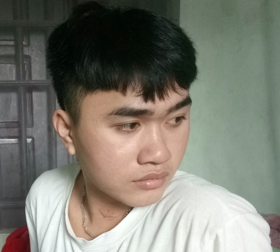 Chàng trai nghèo gác ước mơ, làm thuê nuôi em ăn học không may gặp nạn - 3 Chàng trai nghèo gác ước mơ, làm thuê nuôi em ăn học không may gặp nạn - 3