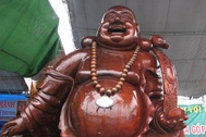 Tượng Di Lặc "khủng" được chào giá gần 600 triệu đồng