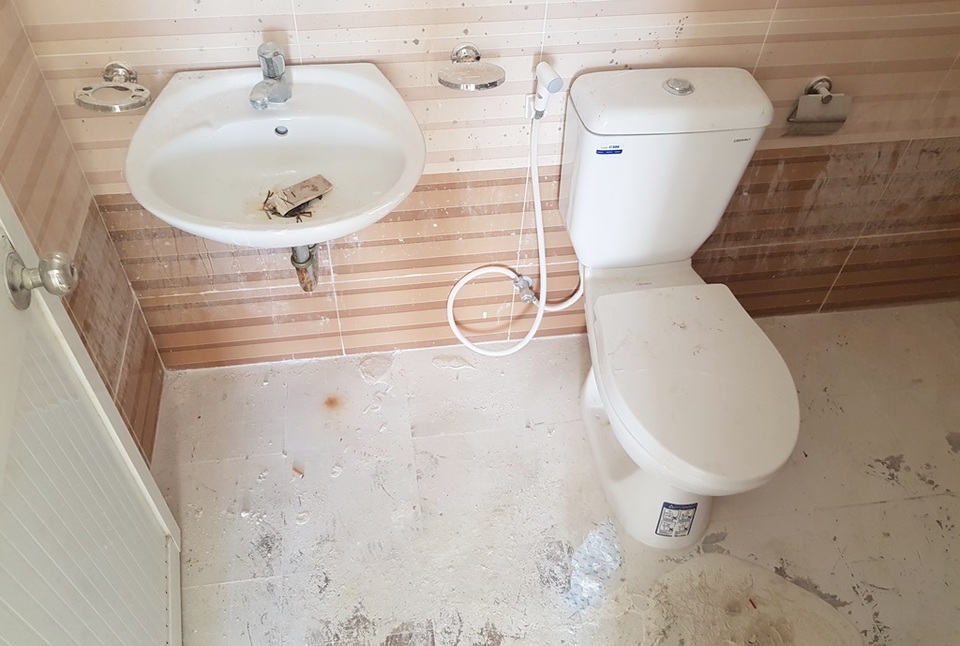 Nhà ở xã hội: Dân “chán ngắt” vì dự án chậm 3 năm vẫn tiếp tục... “rùa bò” (!?) - 5 Nhà ở xã hội: Dân “chán ngắt” vì dự án chậm 3 năm vẫn tiếp tục... “rùa bò” (!?) - 5