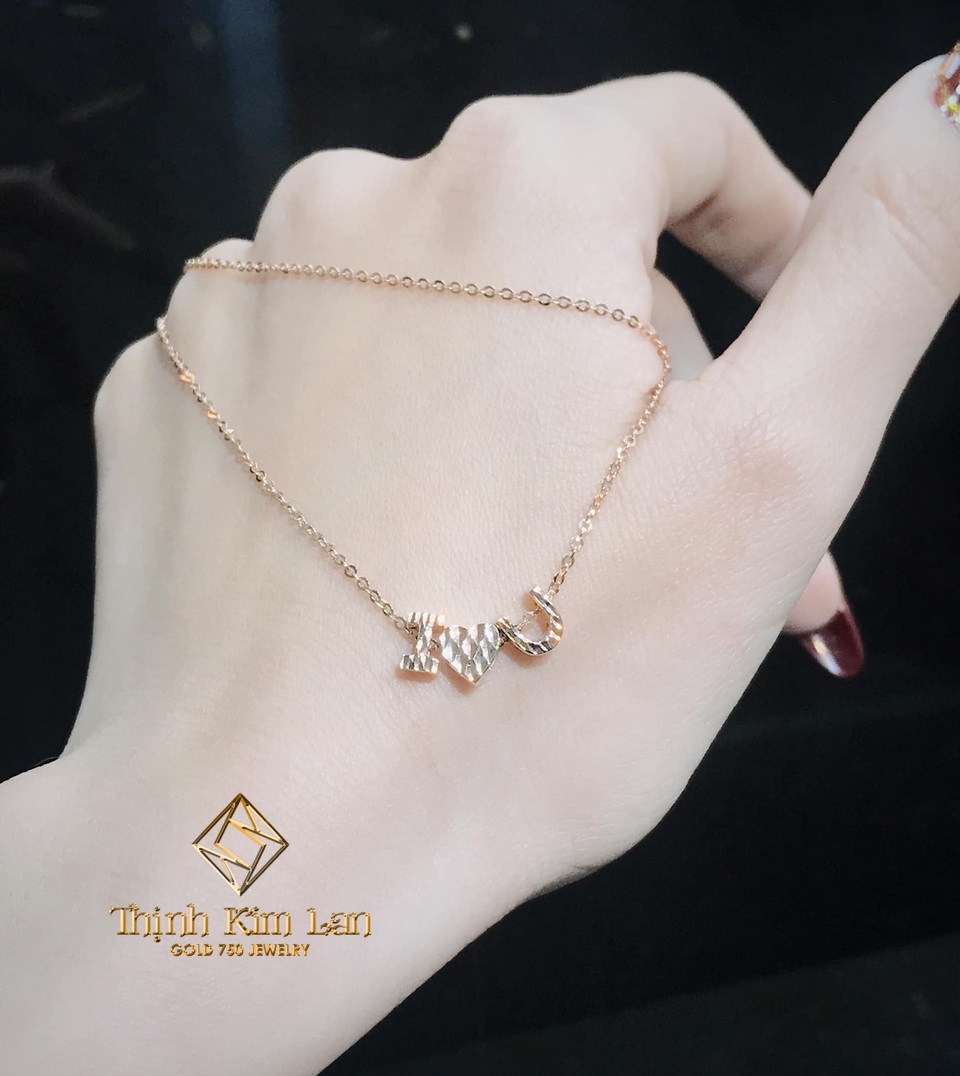 Tiệm vàng Thịnh Kim Lan gợi ý quà tặng cho phái đẹp ngày 8/3 - 2 Tiệm vàng Thịnh Kim Lan gợi ý quà tặng cho phái đẹp ngày 8/3 - 2