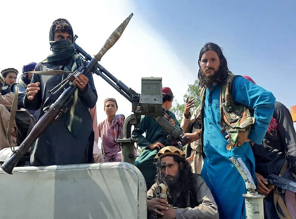 Afghanistan thất thủ trước đà tiến công của Taliban - 1 Afghanistan thất thủ trước đà tiến công của Taliban - 1