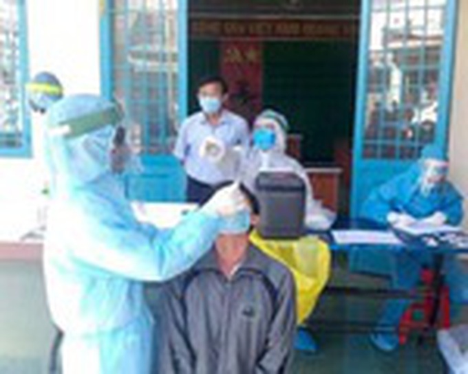 Sáng 24-2, thêm 2 ca COVID-19 mới ở Hải Dương, lô vắc xin đầu tiên về Việt Nam qua sân bay Tân Sơn Nhất