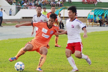 Vòng 23 V-League 2014: B. Bình Dương tiến sát chức vô địch?