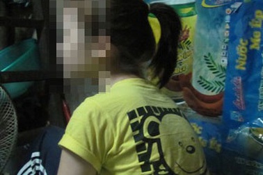 Bé gái 15 tuổi tố bị lừa bán trinh