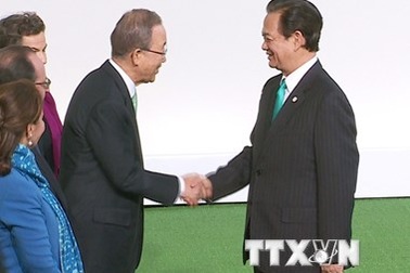 Thủ tướng Nguyễn Tấn Dũng dự lễ khai mạc hội nghị COP21