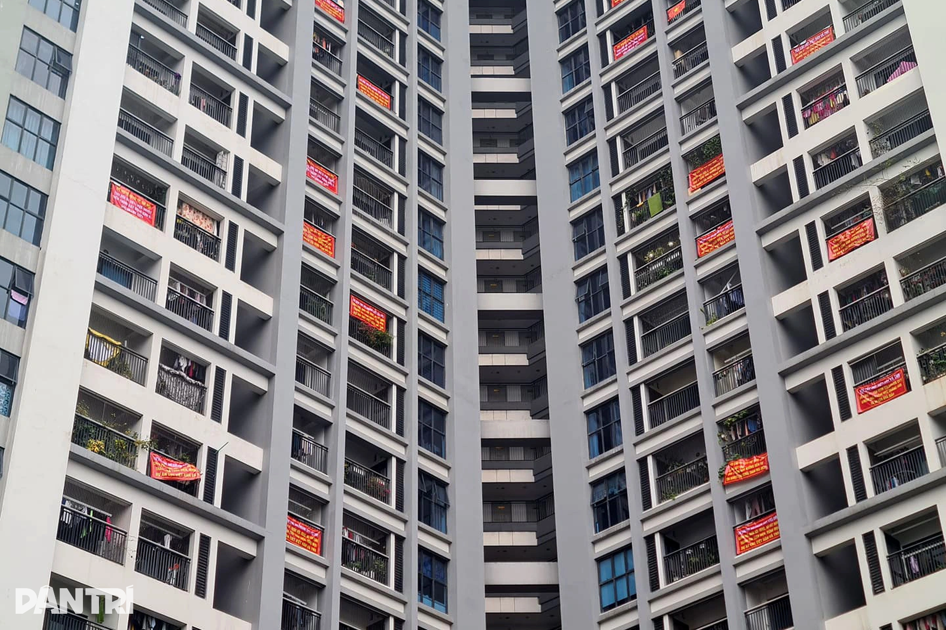 Chung cư dày đặc, san sát ở phía tây Hà Nội - 15 Chung cư dày đặc, san sát ở phía tây Hà Nội - 15