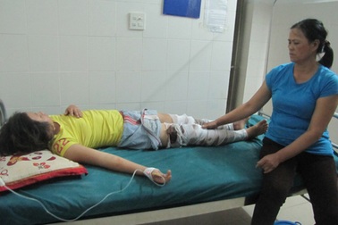 Tưới xăng thiêu sống vợ vì cho rằng không lễ phép