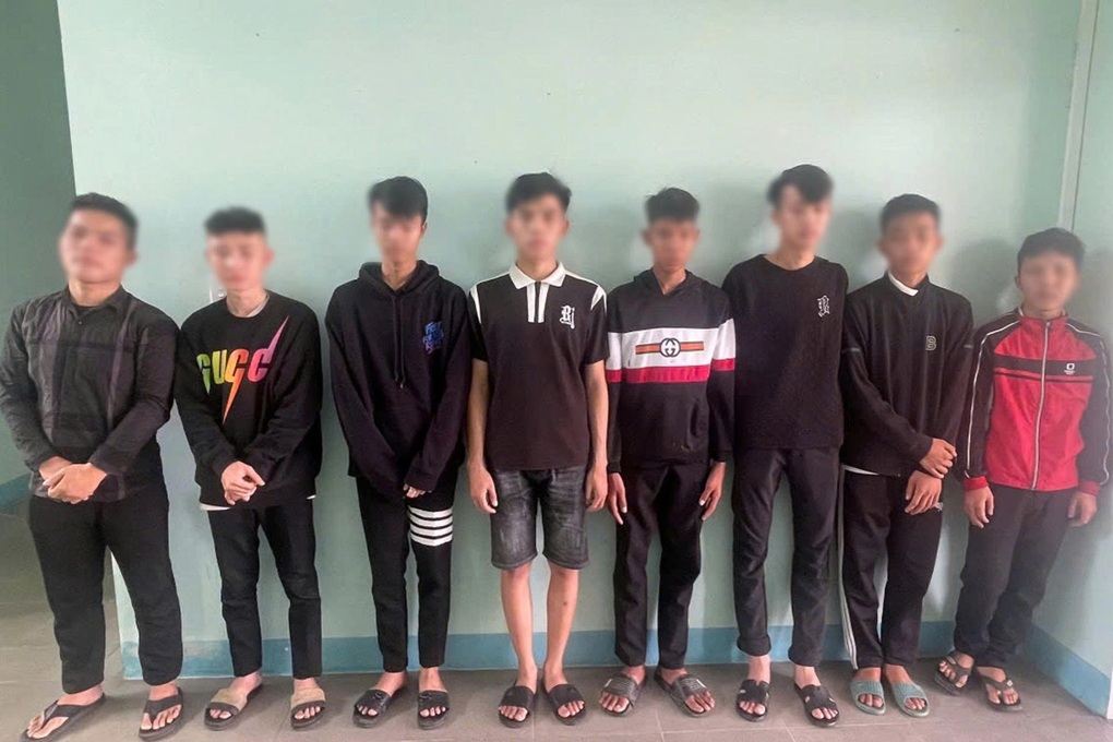 Truy bắt nhóm thanh, thiếu niên chuẩn bị hung khí đi đánh nhau - 1 Truy bắt nhóm thanh, thiếu niên chuẩn bị hung khí đi đánh nhau - 1