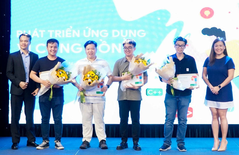 Nhóm sinh viên Việt Nam đứng đầu cuộc thi của Google - 1 Nhóm sinh viên Việt Nam đứng đầu cuộc thi của Google - 1