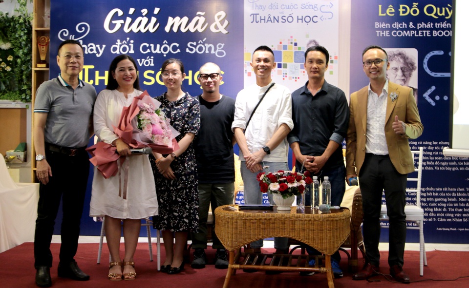 Ra mắt cuốn sách “Thay đổi cuộc sống với Nhân số học” - 3 Ra mắt cuốn sách “Thay đổi cuộc sống với Nhân số học” - 3