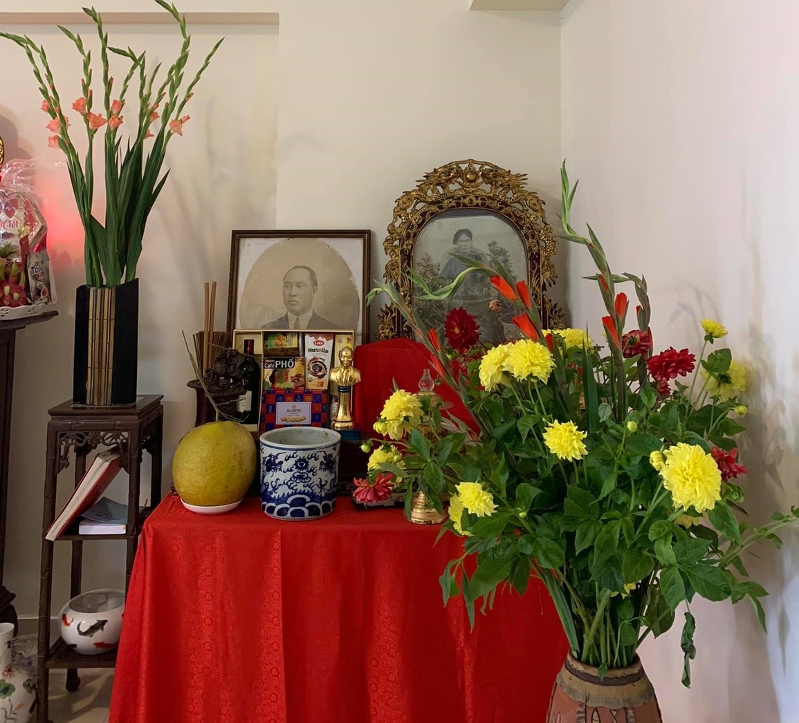 Điều bất ngờ trong mâm cỗ Tết của đại gia tàu Thủy giàu nức tiếng một thời - 4 Điều bất ngờ trong mâm cỗ Tết của đại gia tàu Thủy giàu nức tiếng một thời - 4