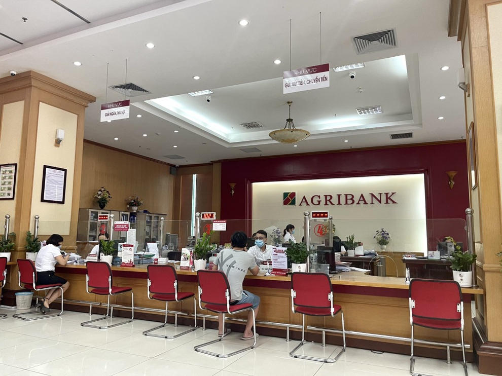 Hơn một triệu tỷ đồng dư nợ được Agribank triển khai hỗ trợ khách hàng - 1 Hơn một triệu tỷ đồng dư nợ được Agribank triển khai hỗ trợ khách hàng - 1