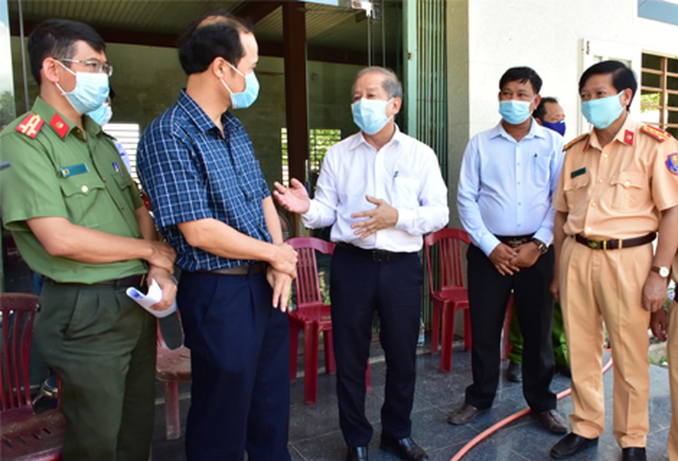 Đã có hàng ngàn người Thừa Thiên Huế đến Đà Nẵng rồi trở về từ 10/7 - 2 Đã có hàng ngàn người Thừa Thiên Huế đến Đà Nẵng rồi trở về từ 10/7 - 2