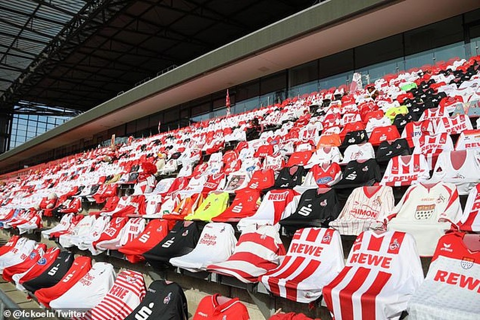 CLB ở Bundesliga sáng tạo cách cổ vũ khi khán giả bị cấm vào sân - 2 CLB ở Bundesliga sáng tạo cách cổ vũ khi khán giả bị cấm vào sân - 2