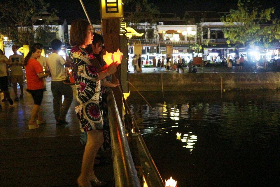 Lễ Phật Đản vắng lặng giữa mùa dịch Covid-19 - 8 Lễ Phật Đản vắng lặng giữa mùa dịch Covid-19 - 8