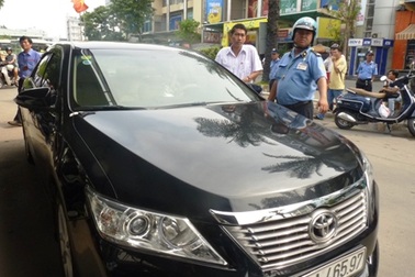 Hiệp hội taxi TPHCM kiến nghị chấm dứt hoạt động của Uber