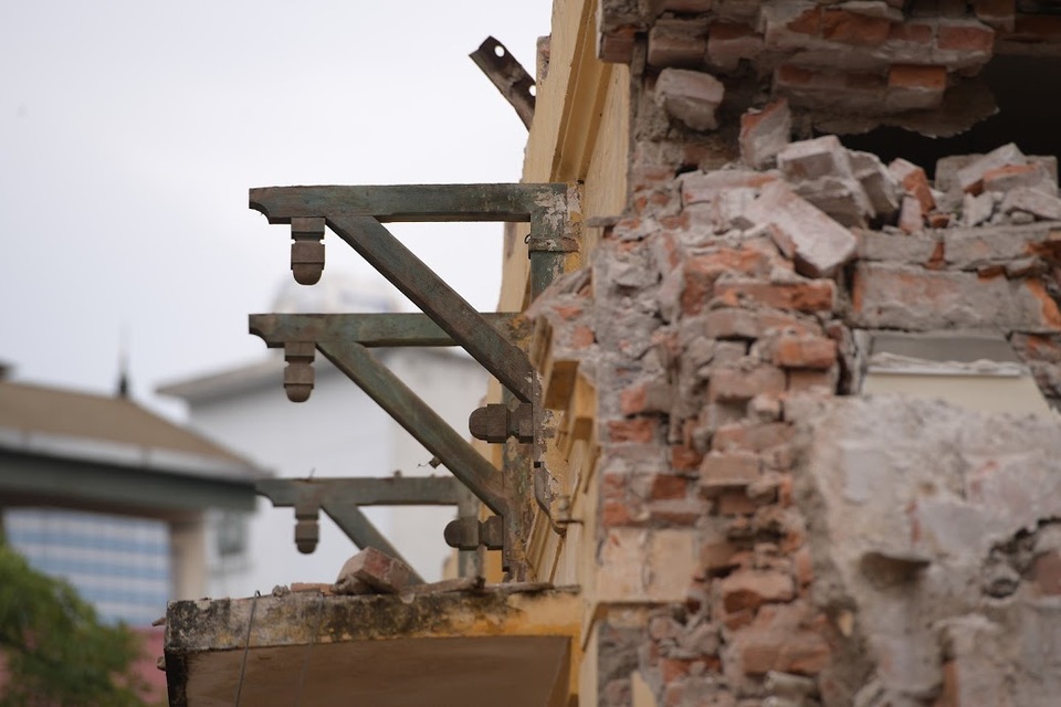 Trạm phát sóng Bạch Mai bị phá dỡ ngay trước ngày lập hồ sơ di tích - 3 Trạm phát sóng Bạch Mai bị phá dỡ ngay trước ngày lập hồ sơ di tích - 3