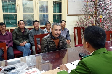 Hà Nội: Xử lý các đối tượng “cò mồi” chèo kéo khách đi chùa Hương