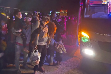 Ninh Thuận đón 236 người dân là thai phụ, phụ nữ nuôi con nhỏ trở về quê