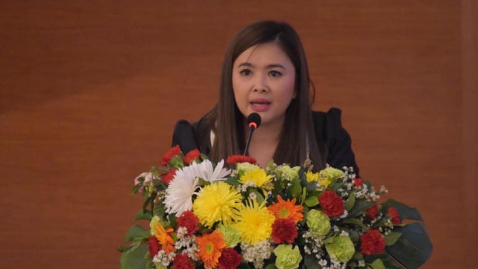Kanya Keomany: Người lãnh đạo xinh đẹp và đầy tài năng của bóng đá Lào - 1 Kanya Keomany: Người lãnh đạo xinh đẹp và đầy tài năng của bóng đá Lào - 1