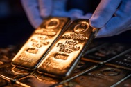 Giá vàng thế giới đã vượt 4.600 USD/ounce, chuyên gia dự báo đỉnh mới