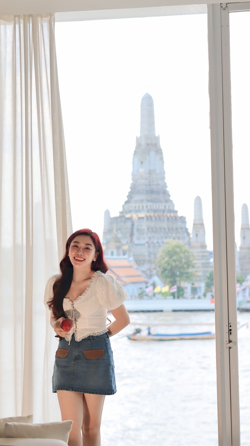 MC Anh Thơ chia sẻ bí quyết trẻ lâu, sống lạc quan ở tuổi U40 - 1 MC Anh Thơ chia sẻ bí quyết trẻ lâu, sống lạc quan ở tuổi U40 - 1