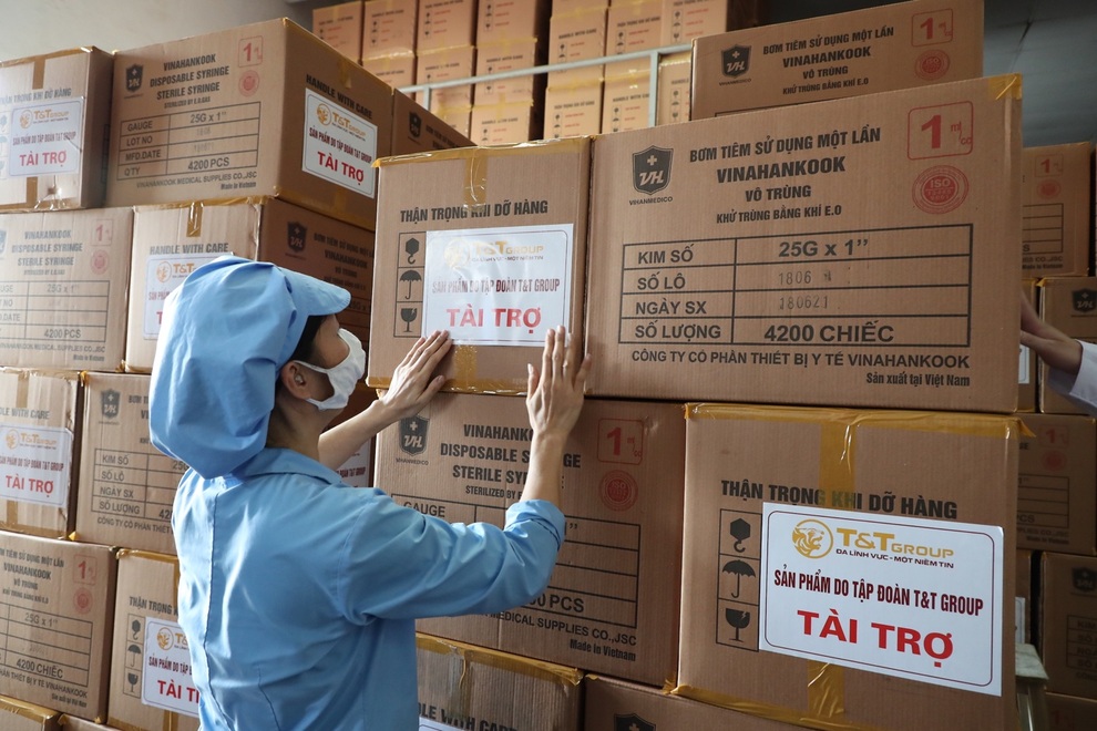 TT Group tài trợ toàn bộ bơm tiêm để tiêm 150 triệu liều vắc xin phòng Covid-19 - 2 TT Group tài trợ toàn bộ bơm tiêm để tiêm 150 triệu liều vắc xin phòng Covid-19 - 2