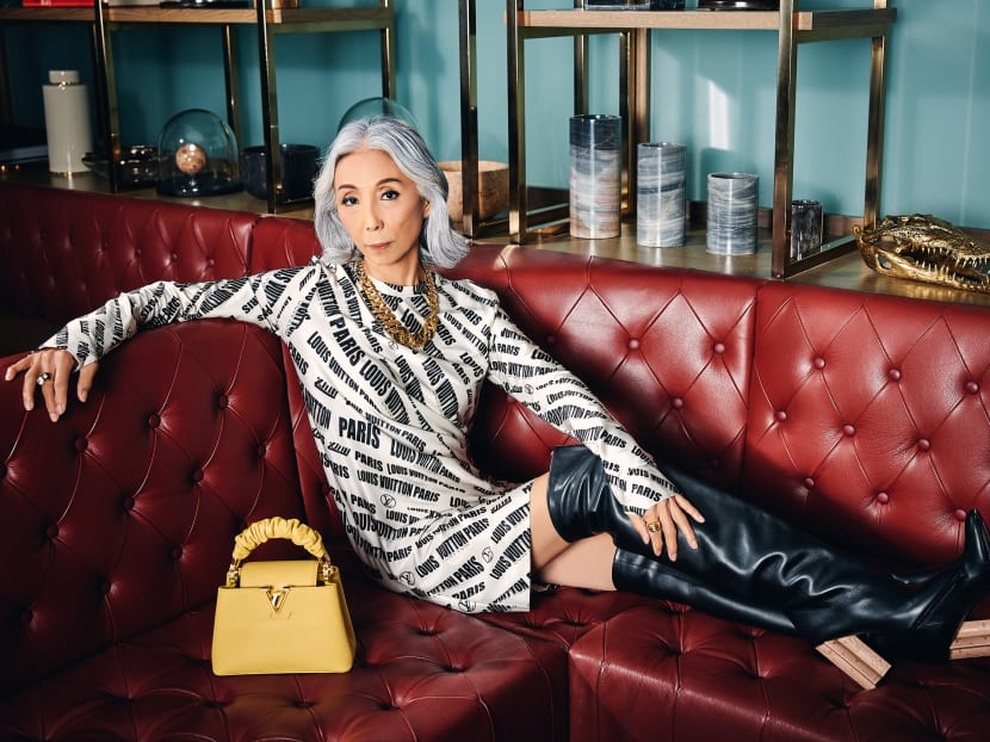 Người mẫu 65 tuổi chất lừ đang dẫn đầu làng mốt Singapore - 2 Người mẫu 65 tuổi chất lừ đang dẫn đầu làng mốt Singapore - 2