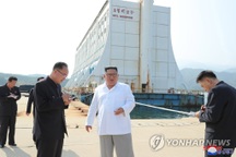 Ông Kim Jong-un thị sát khu nghỉ dưỡng, chỉ trích sự phụ thuộc vào nước ngoài