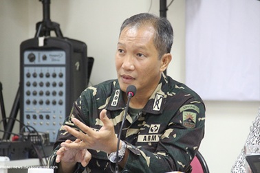 Philippines "tố" Trung Quốc bắn pháo sáng cảnh báo máy bay tuần tra Biển Đông