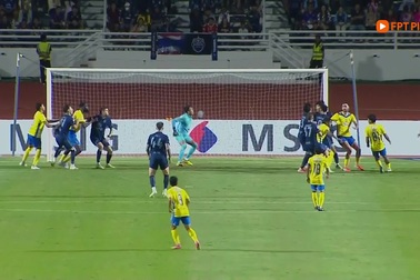 Đội bóng của Chanathip Songkrasin thua ở bán kết cúp C1 Đông Nam Á