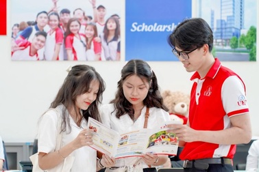 Điểm chuẩn Trường Đại học Kinh tế - Tài chính TPHCM năm 2024, thấp nhất 16