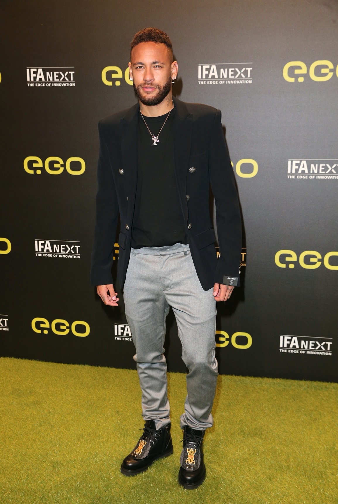 Neymar đẹp đôi xuất hiện cùng nữ vận động viên quyến rũ nhất thế giới - 1 Neymar đẹp đôi xuất hiện cùng nữ vận động viên quyến rũ nhất thế giới - 1