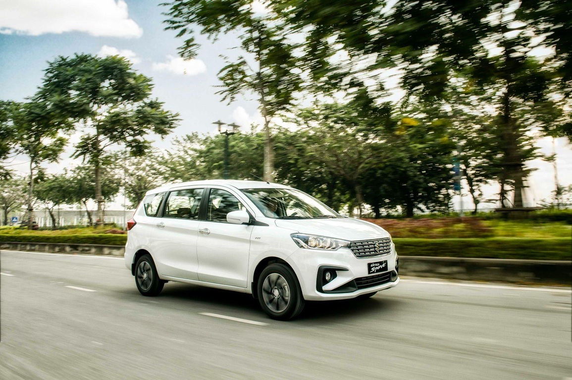 Suzuki Ertiga: Lựa chọn vàng trong… làng xe dịch vụ - 2 Suzuki Ertiga: Lựa chọn vàng trong… làng xe dịch vụ - 2