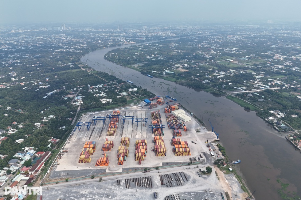 Khơi thông đường thủy trên sông Sài Gòn, giảm kẹt xe đường bộ ở TPHCM - 3 Khơi thông đường thủy trên sông Sài Gòn, giảm kẹt xe đường bộ ở TPHCM - 3