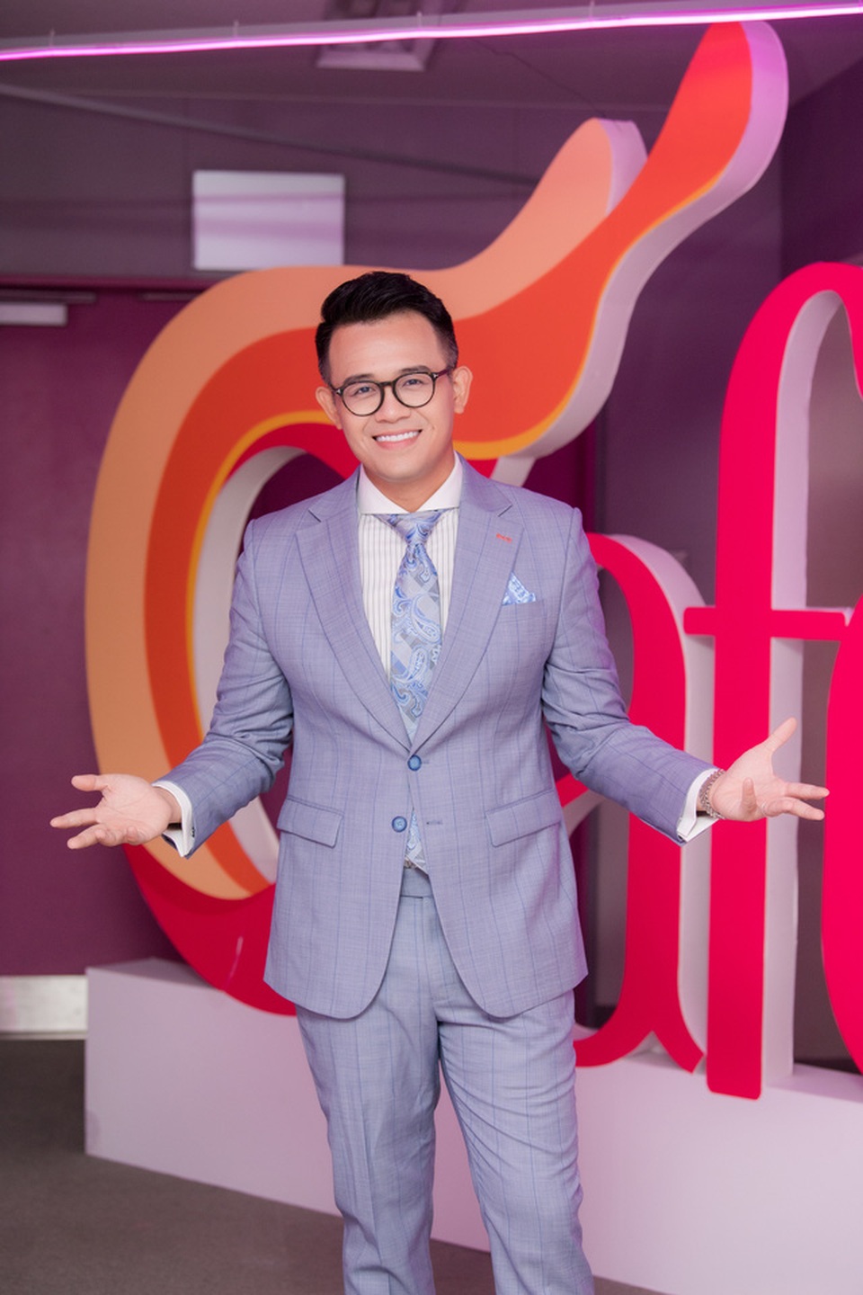 Á hậu Phương Nga hé lộ bạn trai không ghen khi cô thân thiết với MC Đức Bảo - 4 Á hậu Phương Nga hé lộ bạn trai không ghen khi cô thân thiết với MC Đức Bảo - 4