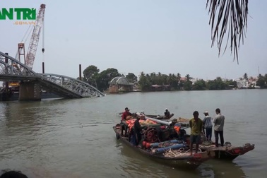 Đang triển khai trục vớt cầu Ghềnh ở Đồng Nai
