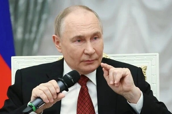 Ông Trump: Ông Putin có thể ứng phó các lệnh trừng phạt - 1
