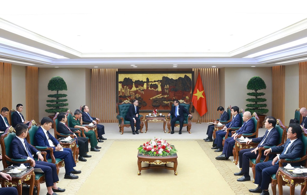 Tập đoàn kinh tế hàng đầu Trung Quốc muốn đầu tư làm đường sắt ở Việt Nam - 2 Tập đoàn kinh tế hàng đầu Trung Quốc muốn đầu tư làm đường sắt ở Việt Nam - 2