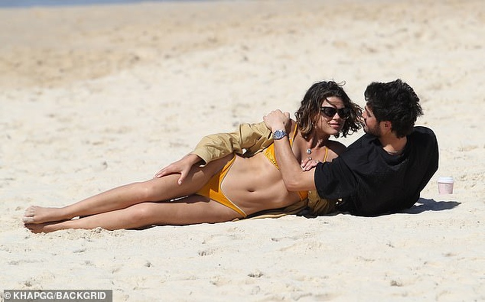 Chân dài Georgia Fowler quyến rũ khi diện bikini - 6 Chân dài Georgia Fowler quyến rũ khi diện bikini - 6