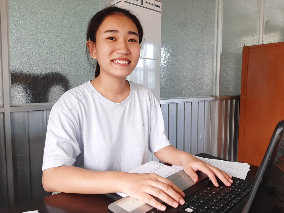 Học sinh thoải mái trở lại học sau đợt nghỉ phòng, chống dịch Covid-19 - 3 Học sinh thoải mái trở lại học sau đợt nghỉ phòng, chống dịch Covid-19 - 3