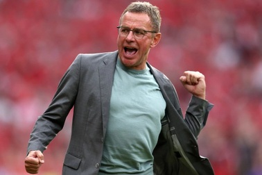 Ralf Rangnick: Trò hề tại Man Utd và "Bố già" giúp đội tuyển Áo thăng hoa