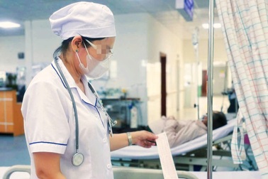 Vụ điều dưỡng bị hành hung khi cấp cứu ngừng tim, Sở Y tế TPHCM nói gì?