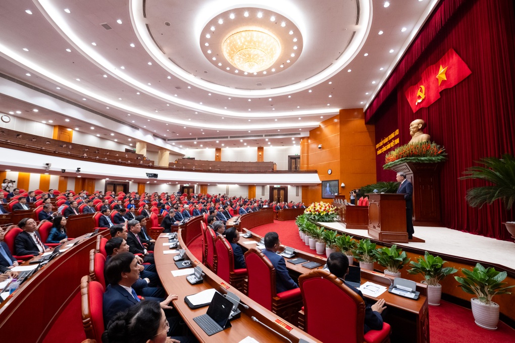 A Központi Konferencia utolsó munkanapjának tartalma, január 13. Nội dung ngày làm việc cuối cùng của Hội nghị Trung ương 13 - 1