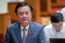 Hỏi dân sao chặt điều trồng sầu riêng, Bộ trưởng nhận câu trả lời đắng lòng