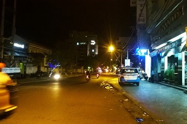 8 du khách bị truy sát kinh hoàng khi đi ăn đêm