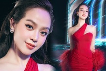 Hoa hậu Thanh Thủy diện váy xẻ cao khoe chân thon dài, nhan sắc thăng hạng