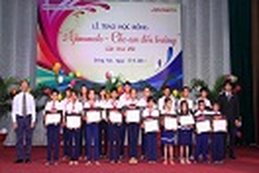 Học bổng “Ajinomoto - Cho em đến trường" - Chắp cánh những ước mơ